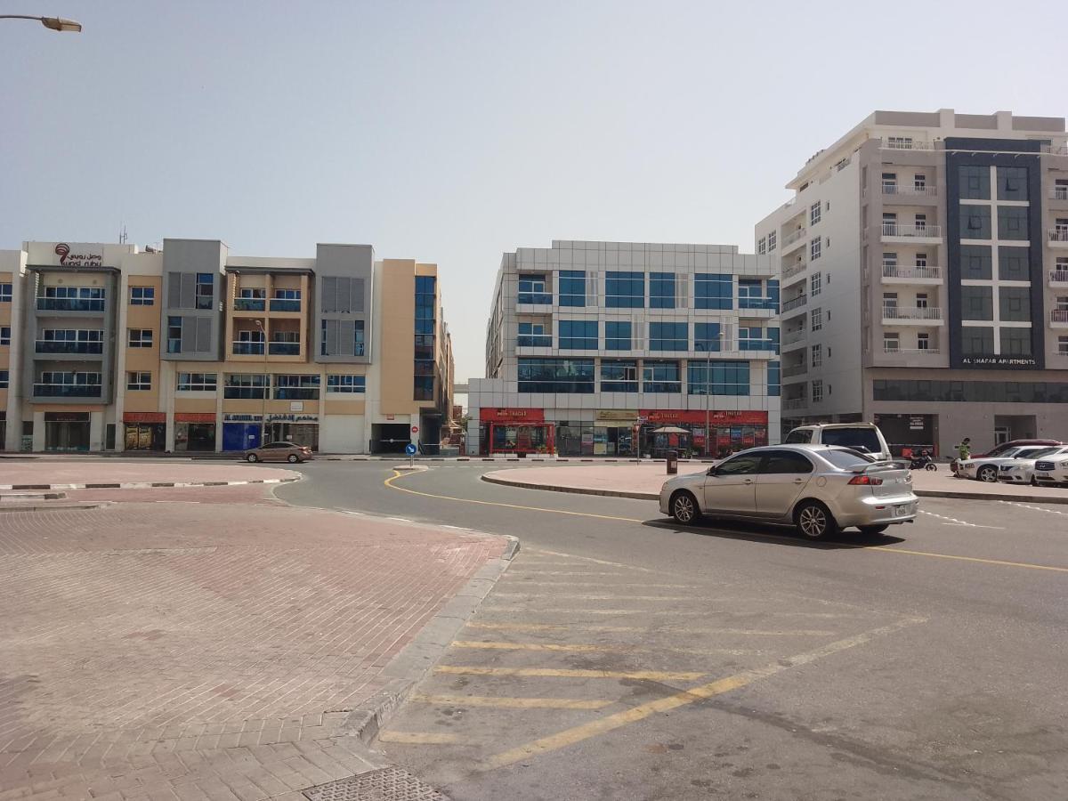 Abree Building New Hostel Dubaï Extérieur photo
