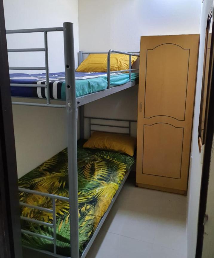 Abree Building New Hostel Dubaï Extérieur photo
