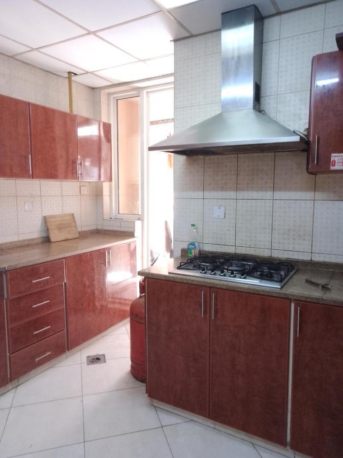 Abree Building New Hostel Dubaï Extérieur photo
